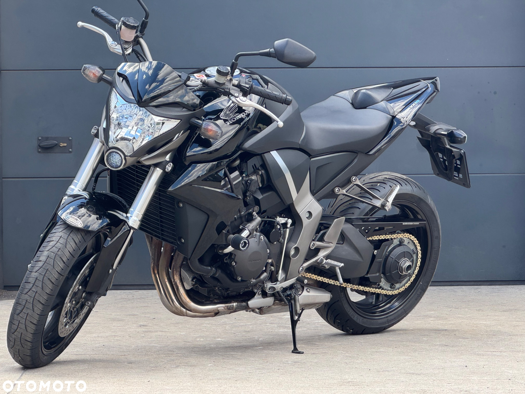 Honda CB - 23