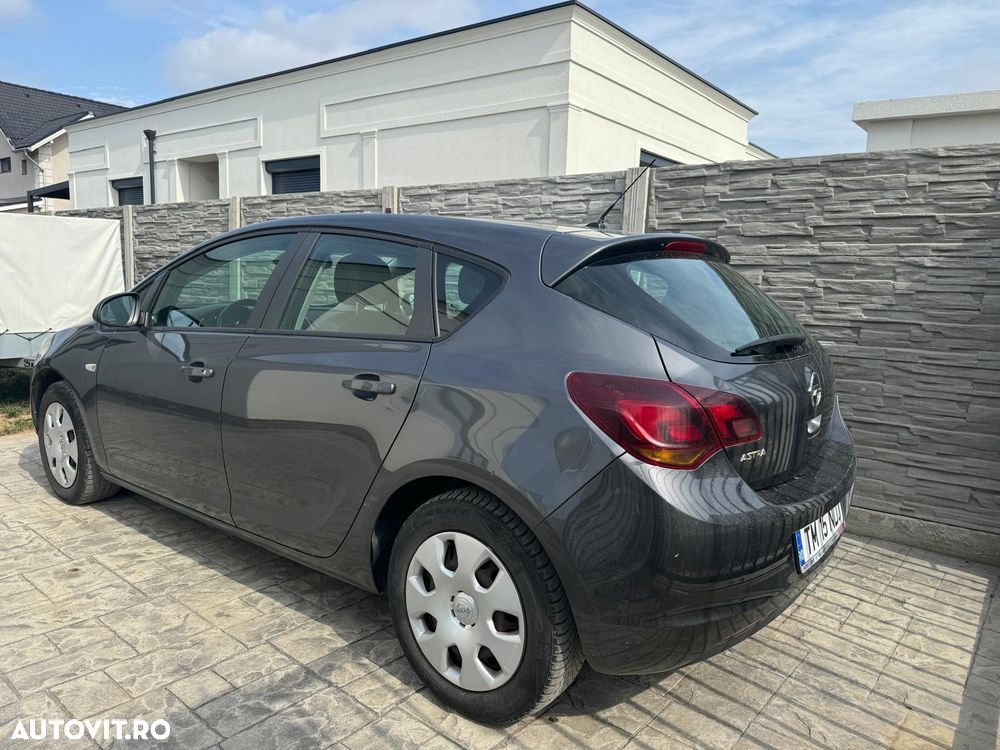 Opel Astra - 3