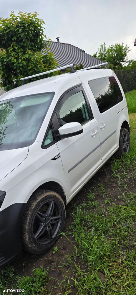 Volkswagen Caddy - 2