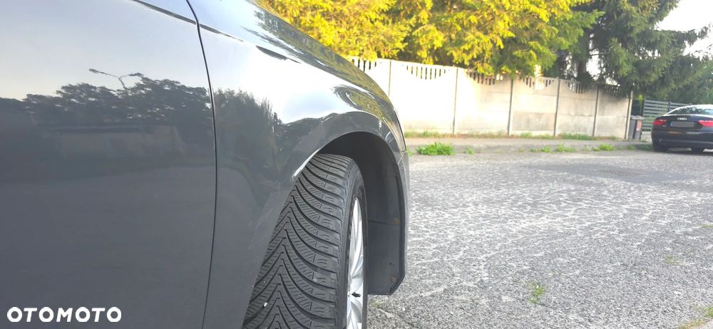Volkswagen Passat 2.0 TDI Comfortline DSG - 16