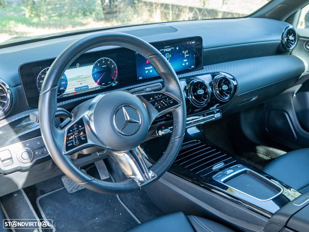 Mercedes-Benz A 200 - 24