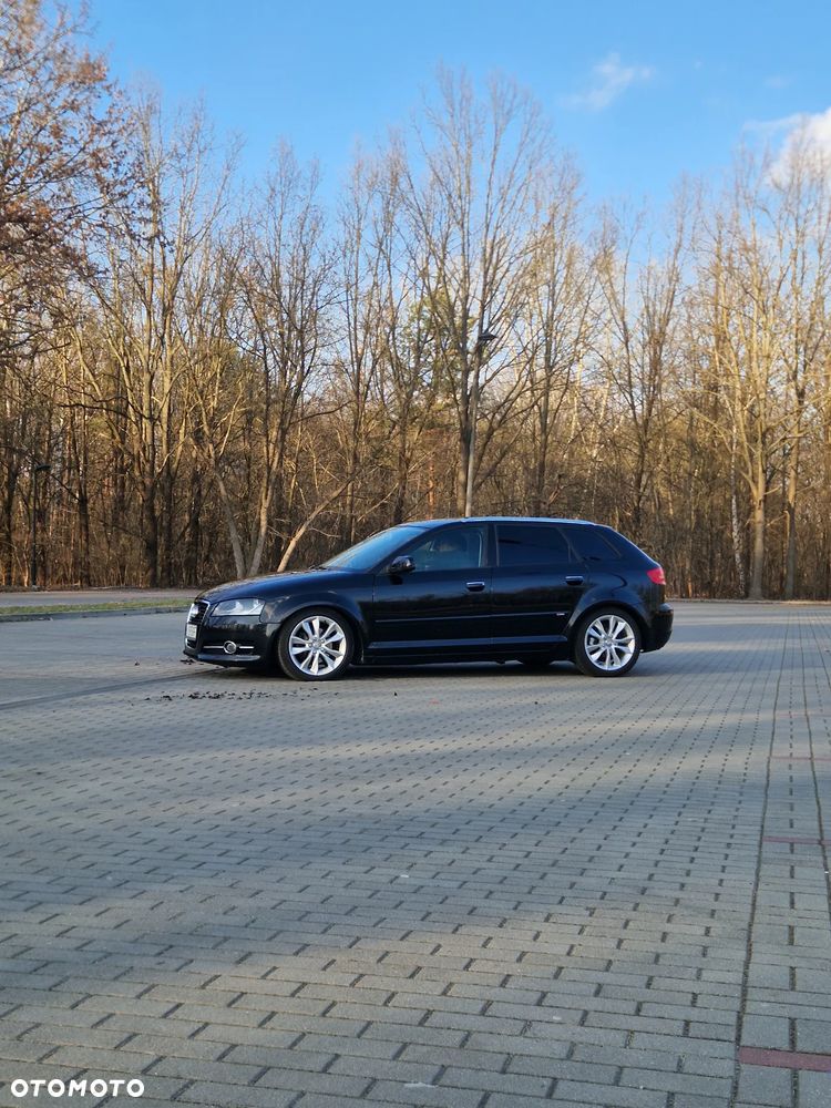 Audi A3 Sportback - 9