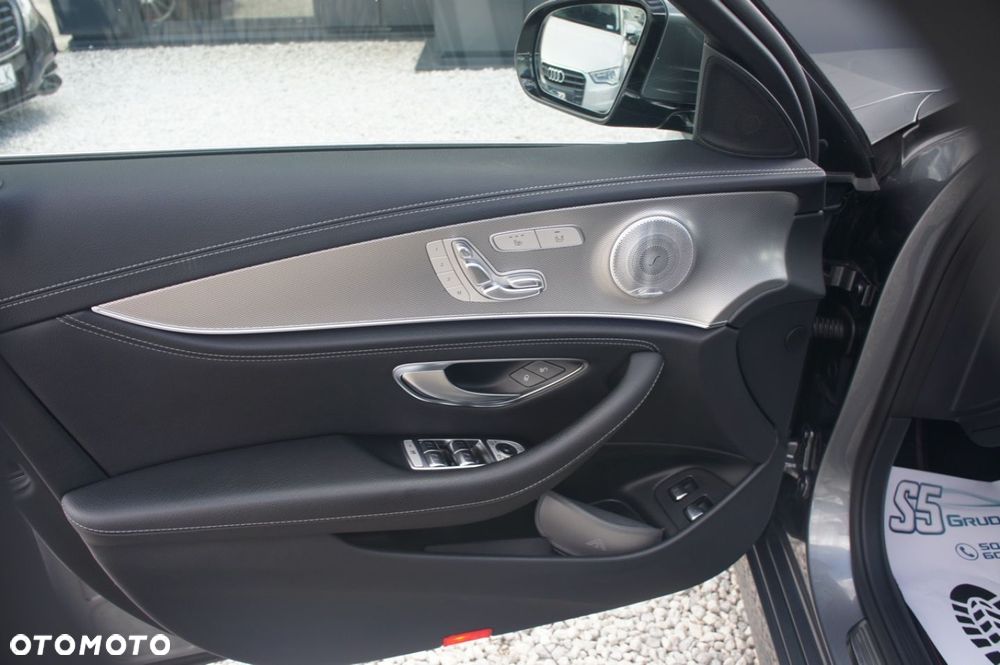 Mercedes-Benz Klasa E - 15