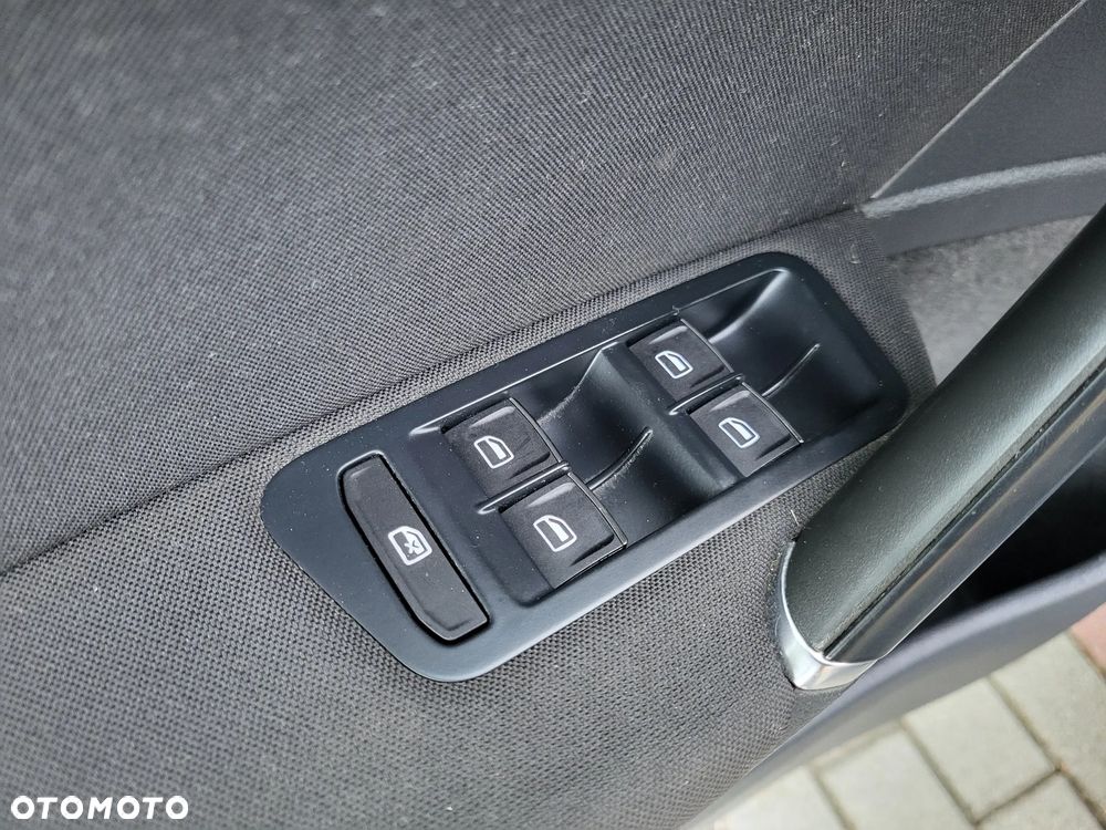 Volkswagen Golf Variant 2.0 TDI BMT Comfortline EU6 - 25