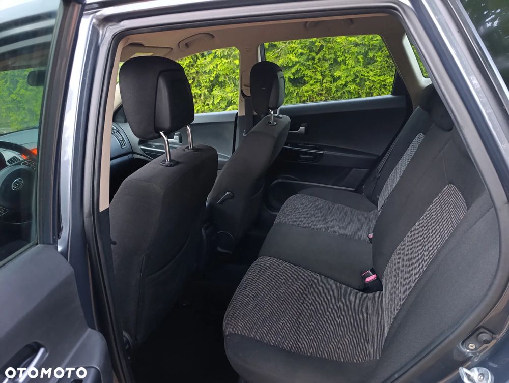Kia Ceed - 6