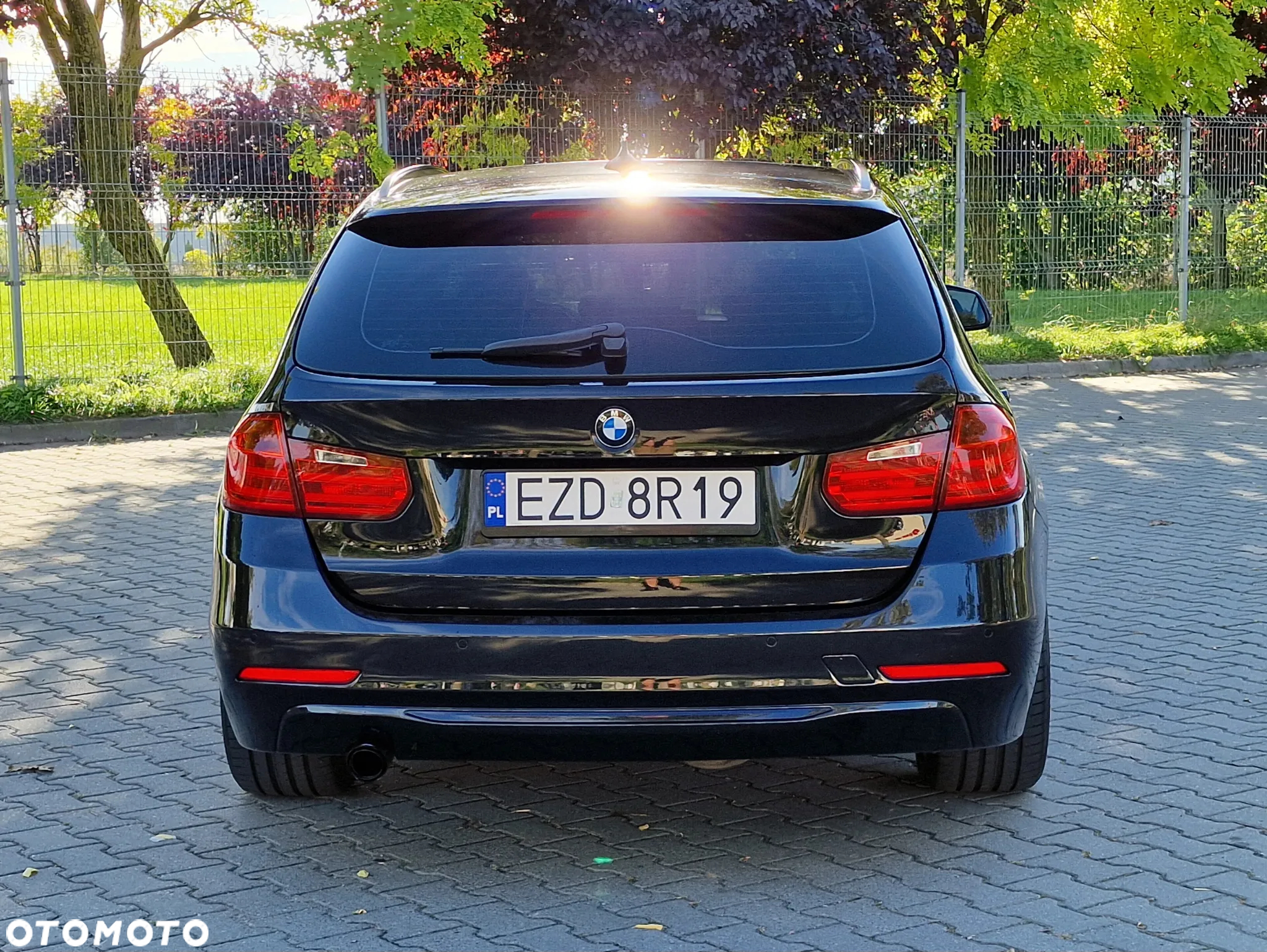 BMW Seria 3 320d Sport Line - 8