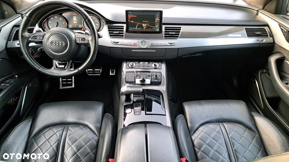 Audi S8 - 7