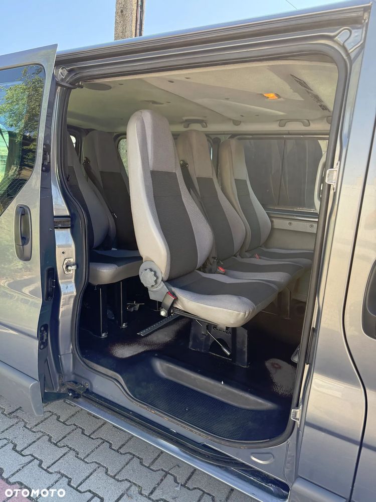 Opel Vivaro L2H1 2.9t - 8