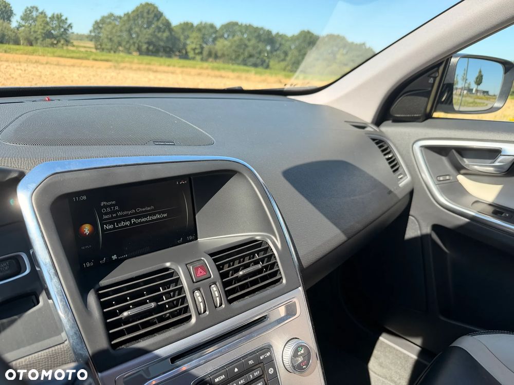 Volvo XC 60 - 21