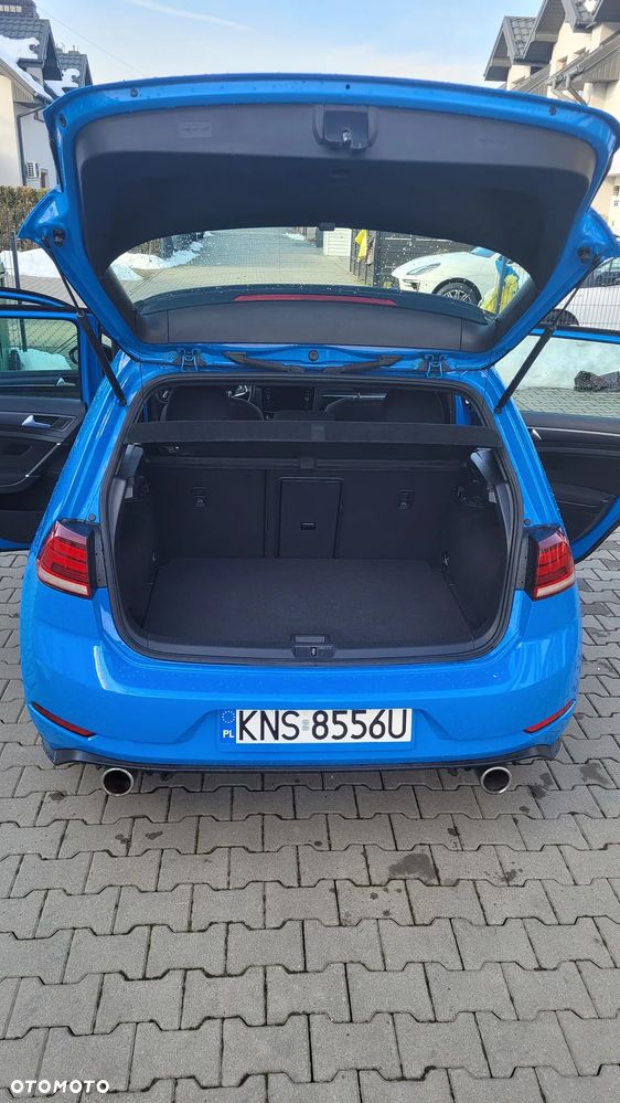 Volkswagen Golf - 30