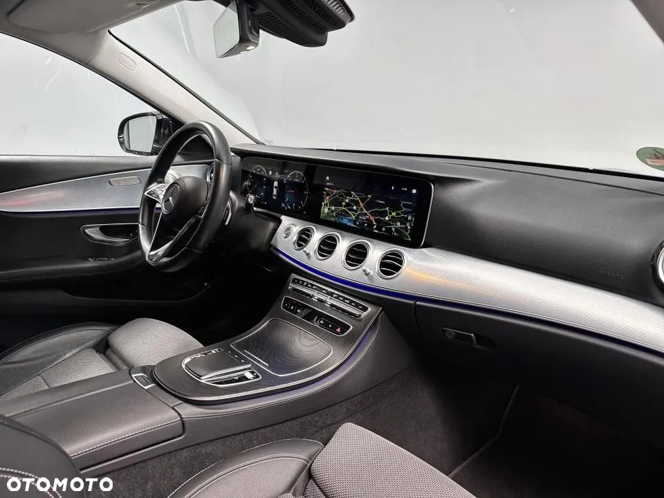 Mercedes-Benz Klasa E 220 d 4-Matic Avantgarde - 24