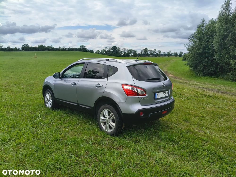 Nissan Qashqai 1.6 dCi DPF Start/Stop tekna - 2