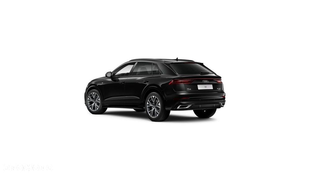 Audi Q8 - 2
