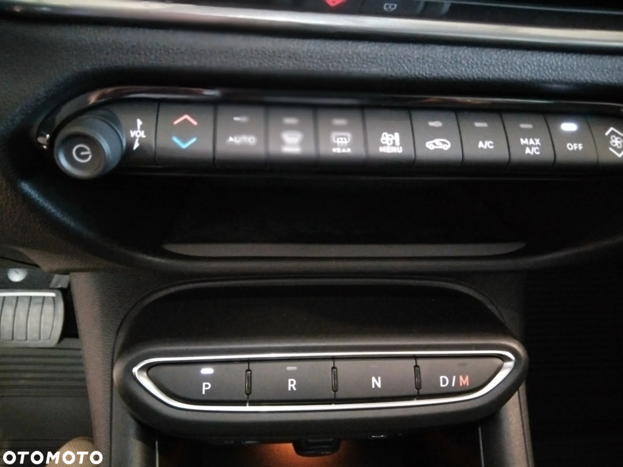 Fiat 600 1.2 Turbo Hybrid eDCT - 11