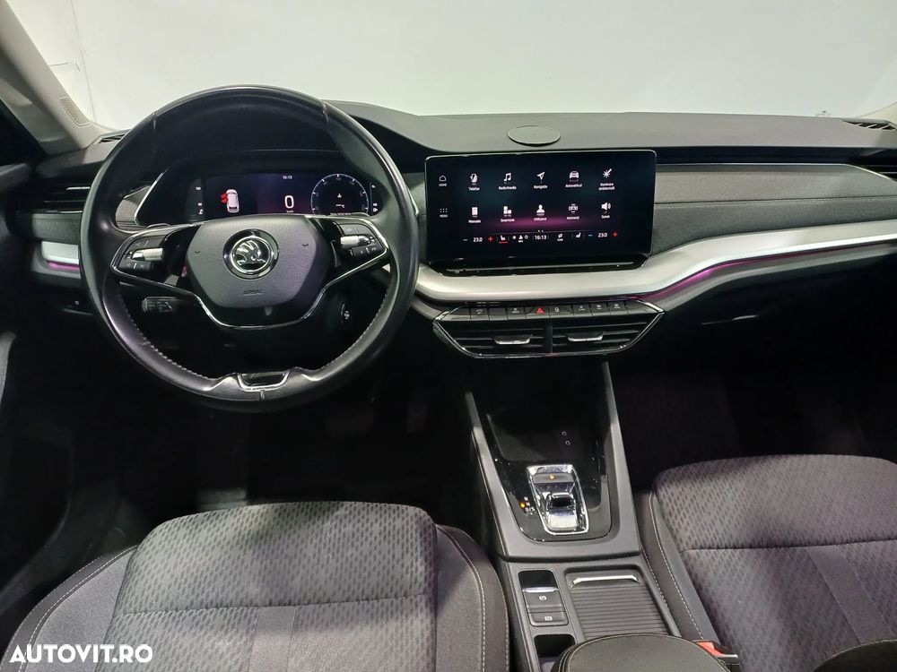 Skoda Octavia 2.0 TDI DSG Style - 6