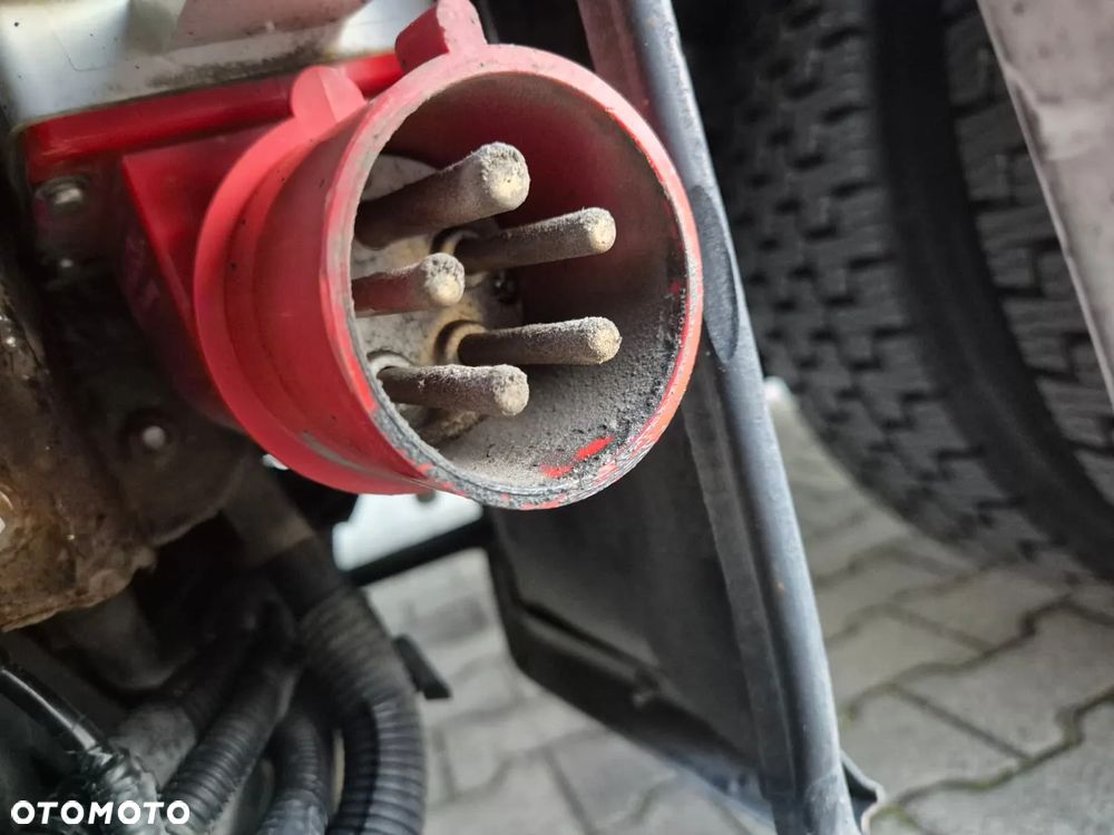 Volvo FL 240 4X2 / 18 EP / CHŁODNIA / SKAB / MITSUBISHI / 2 KOMORY / MOŻLIWOŚĆ USUNIĘCIA ŚCIANEK / 1 WŁ / NIE PICOWANY / OKAZJA! / MODEL 2017 / EURO 6 - 16