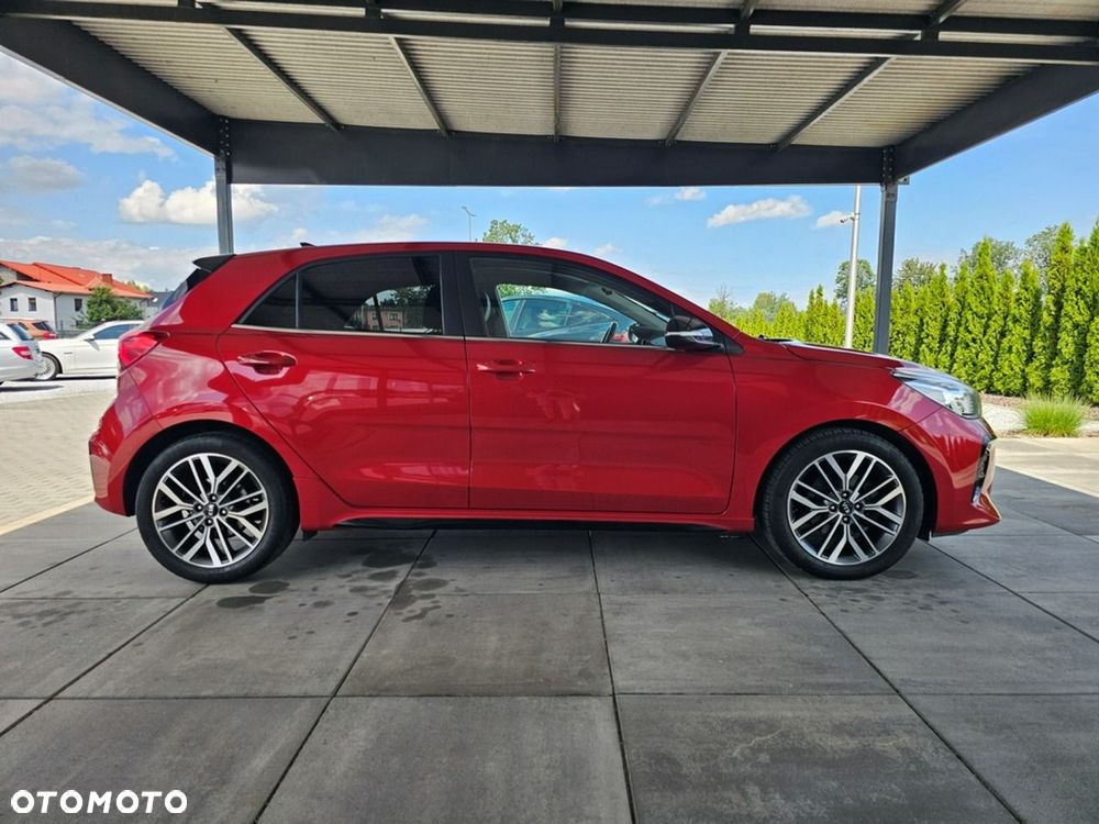 Kia Rio - 10