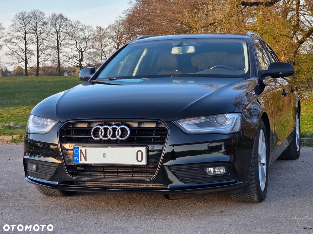 Audi A4 Avant 2.0 TDI DPF Ambiente - 23