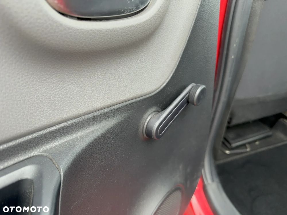 Toyota Yaris 1.0 Active - 21