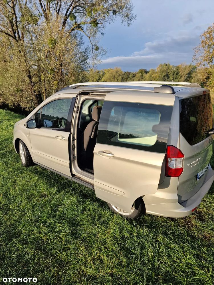 Ford Tourneo Courier 1.0 EcoBoost Titanium - 6