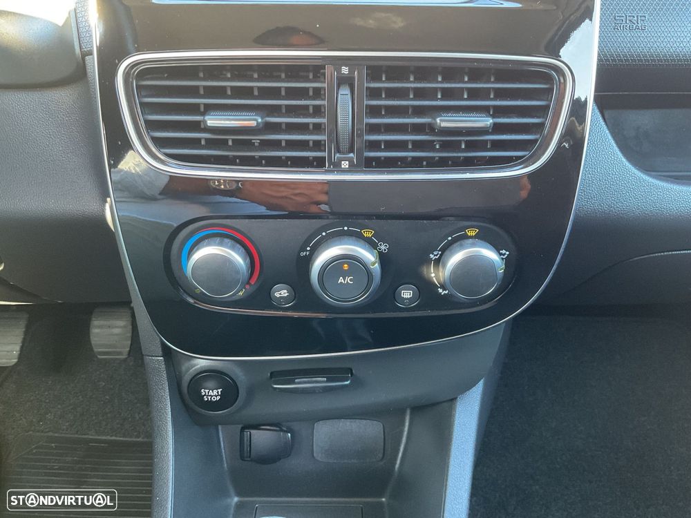 Renault Clio Sport Tourer 1.5 dCi Limited - 29