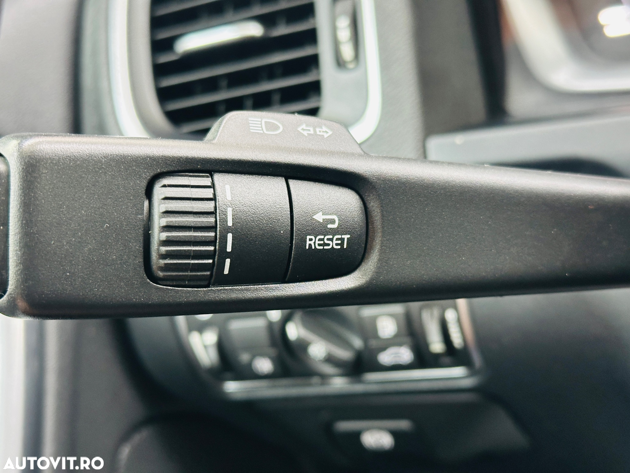 Volvo V60 - 34