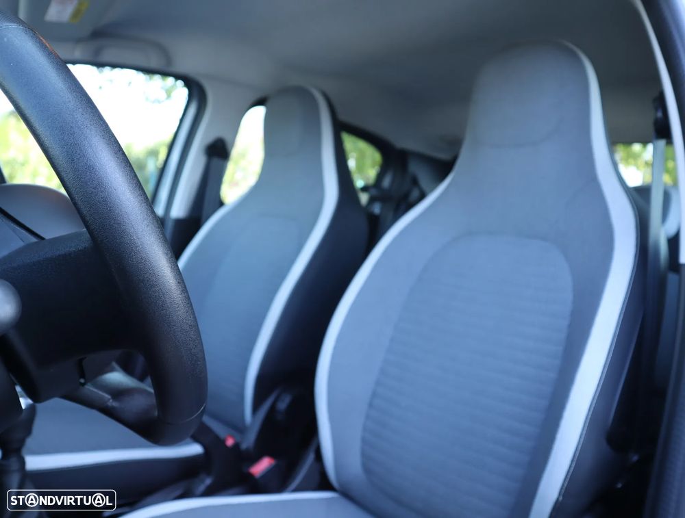 Renault Twingo 1.0 SCe Equilibre - 31