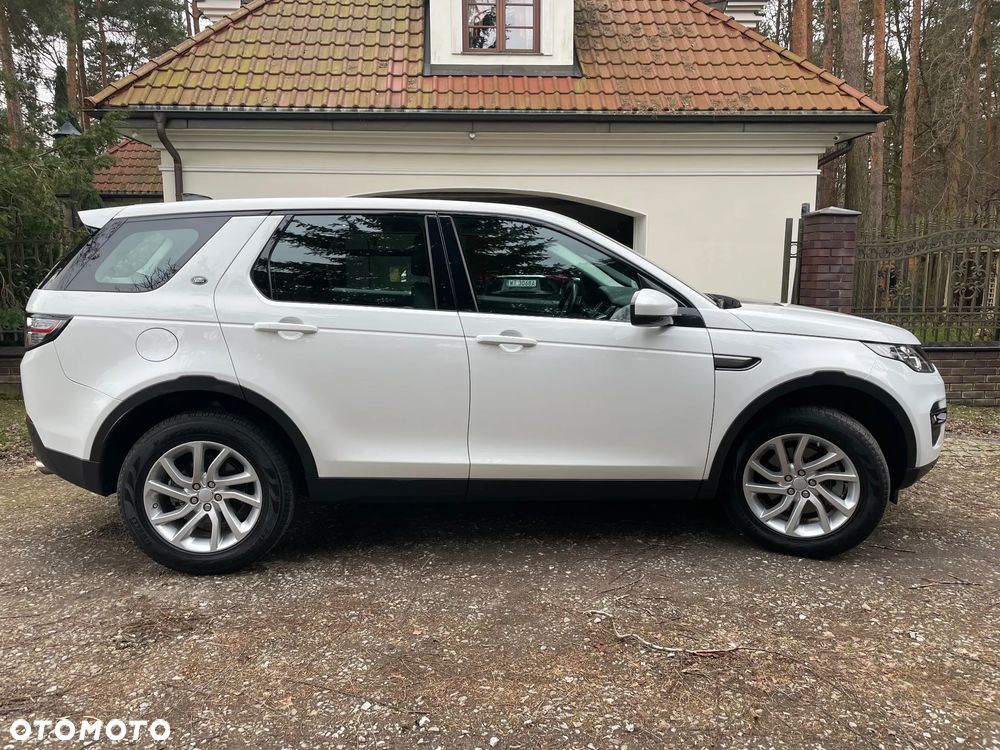 Land Rover Discovery Sport 2.0 TD4 HSE - 3