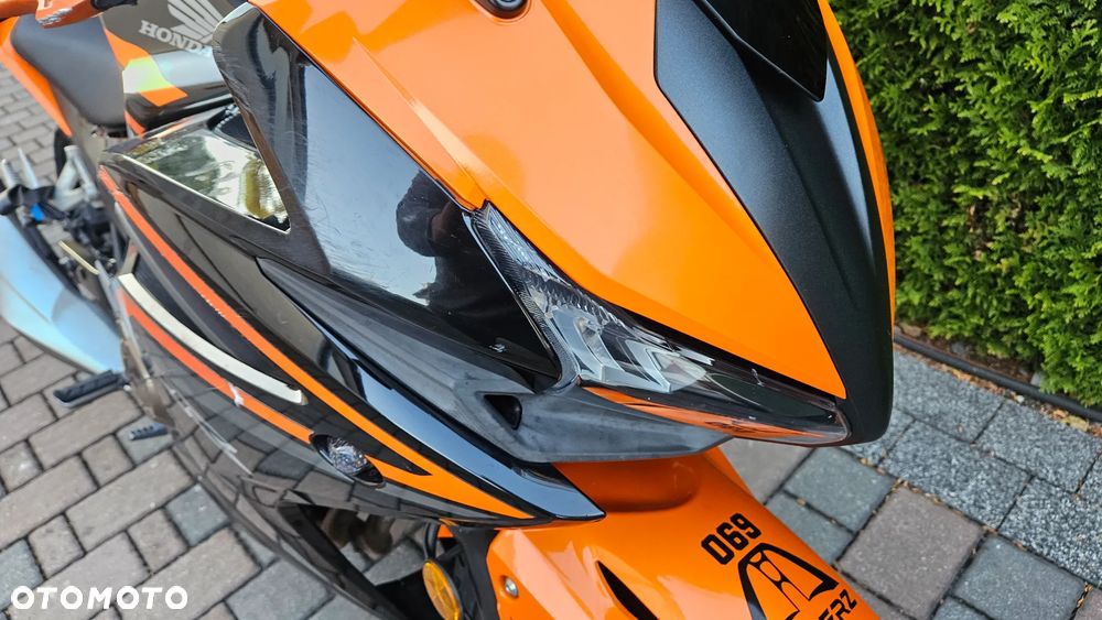 Honda CBR - 28