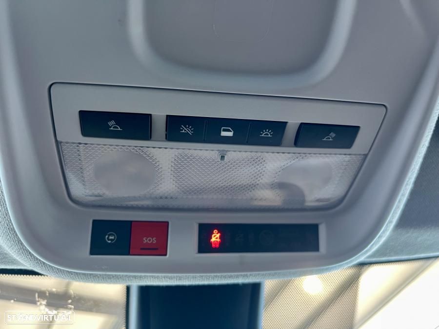 Opel Crossland 1.5 D Elegance - 23