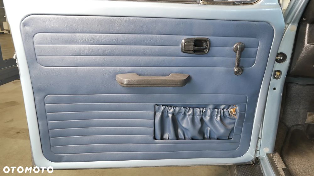 Volkswagen Beetle - 20