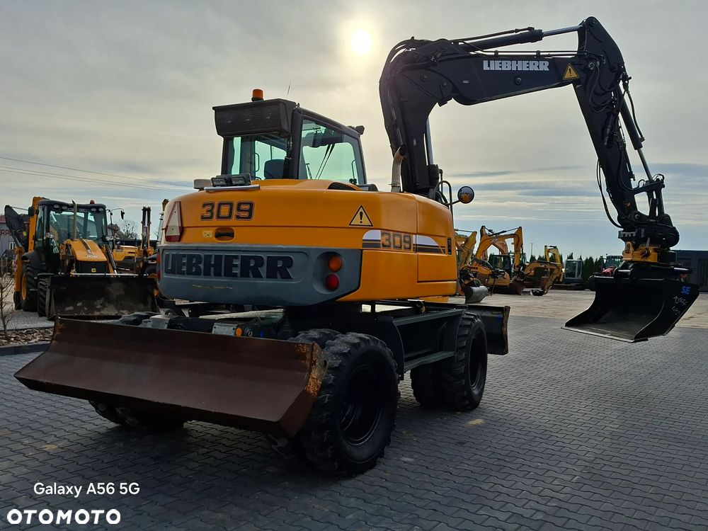 Liebherr A309 ROTOTILT ze szczypcami - 12