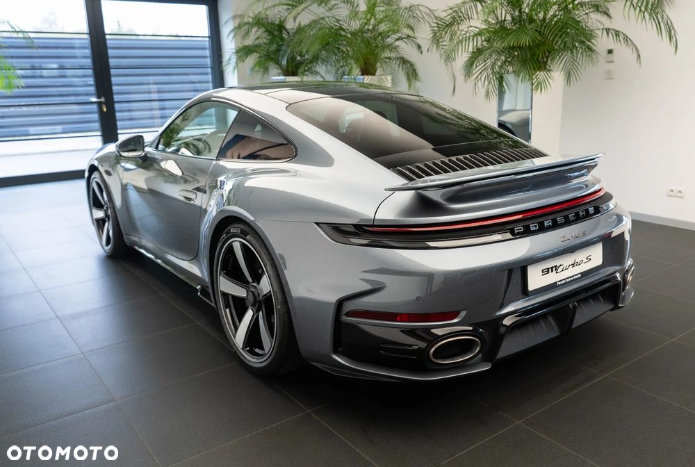 Porsche 911 Turbo S - 3