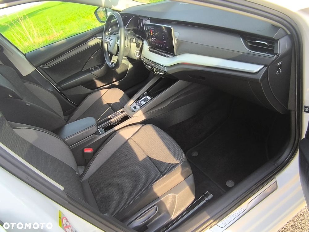 Skoda Octavia 2.0 TDI 4x4 Style DSG - 18