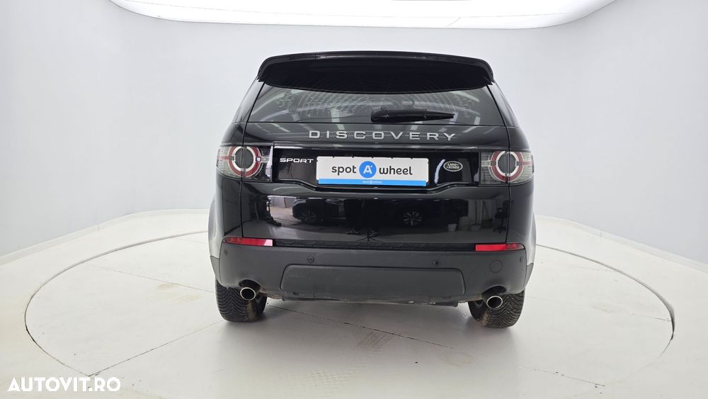 Land Rover Discovery Sport - 8
