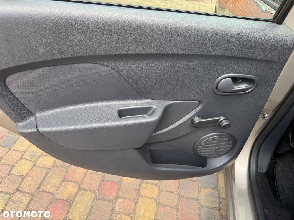 Dacia Sandero 1.2 16V - 20