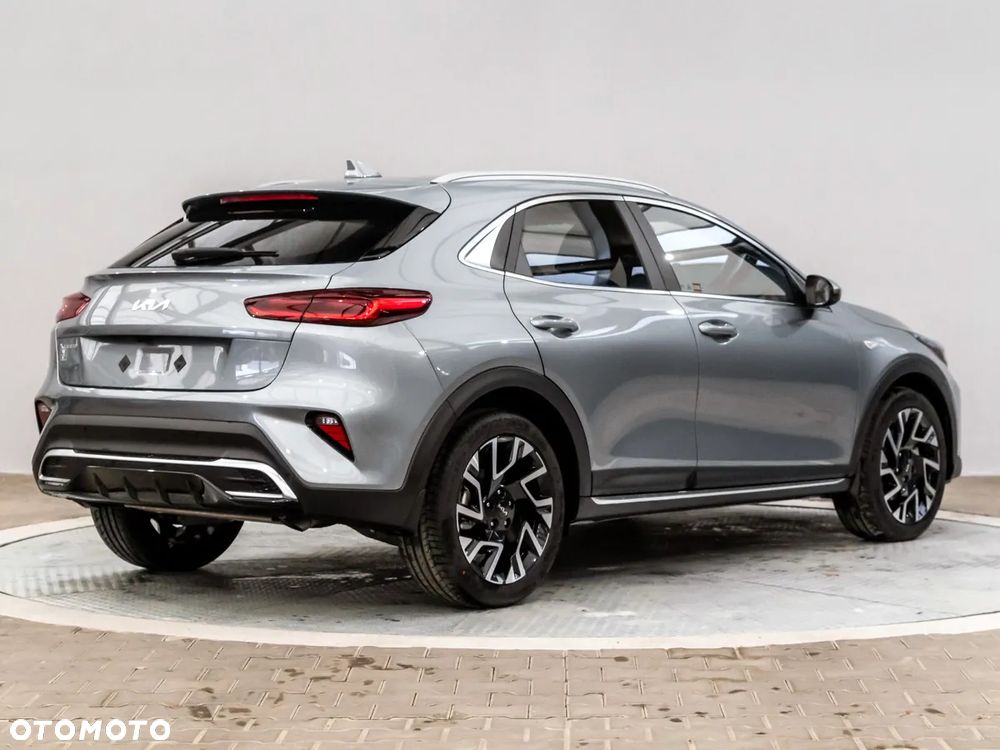 Kia XCeed 1.5 T-GDI M - 5