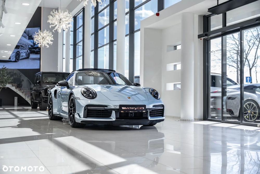 Porsche 911 Turbo S - 4