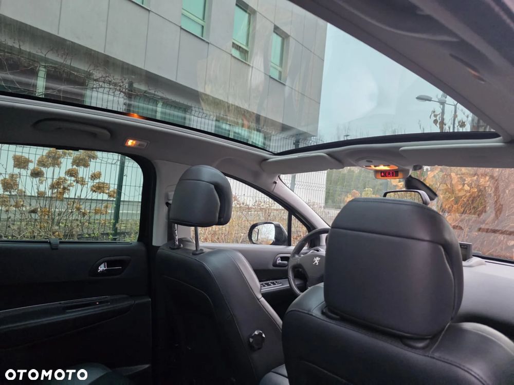 Peugeot 3008 2.0 HDi HYbrid4 - 9