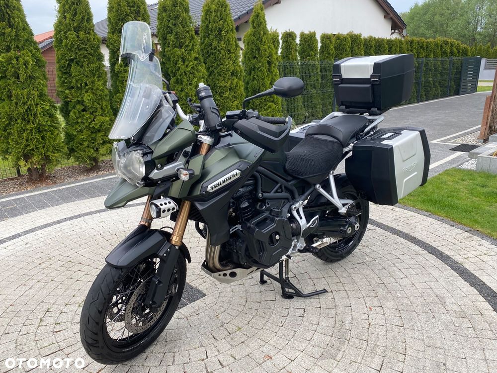 Triumph Tiger - 1