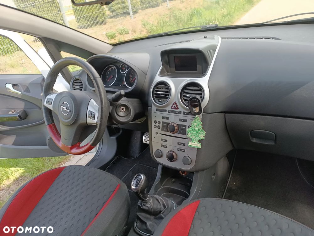 Opel Corsa 1.6 Turbo GSi - 3