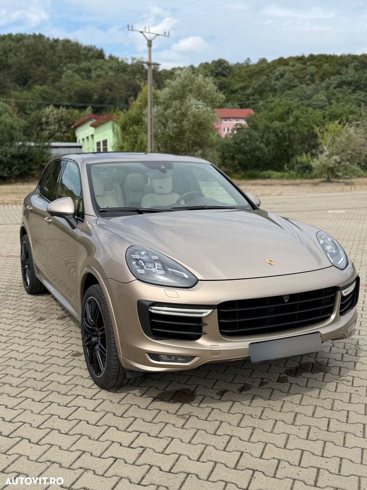 Porsche Cayenne - 3