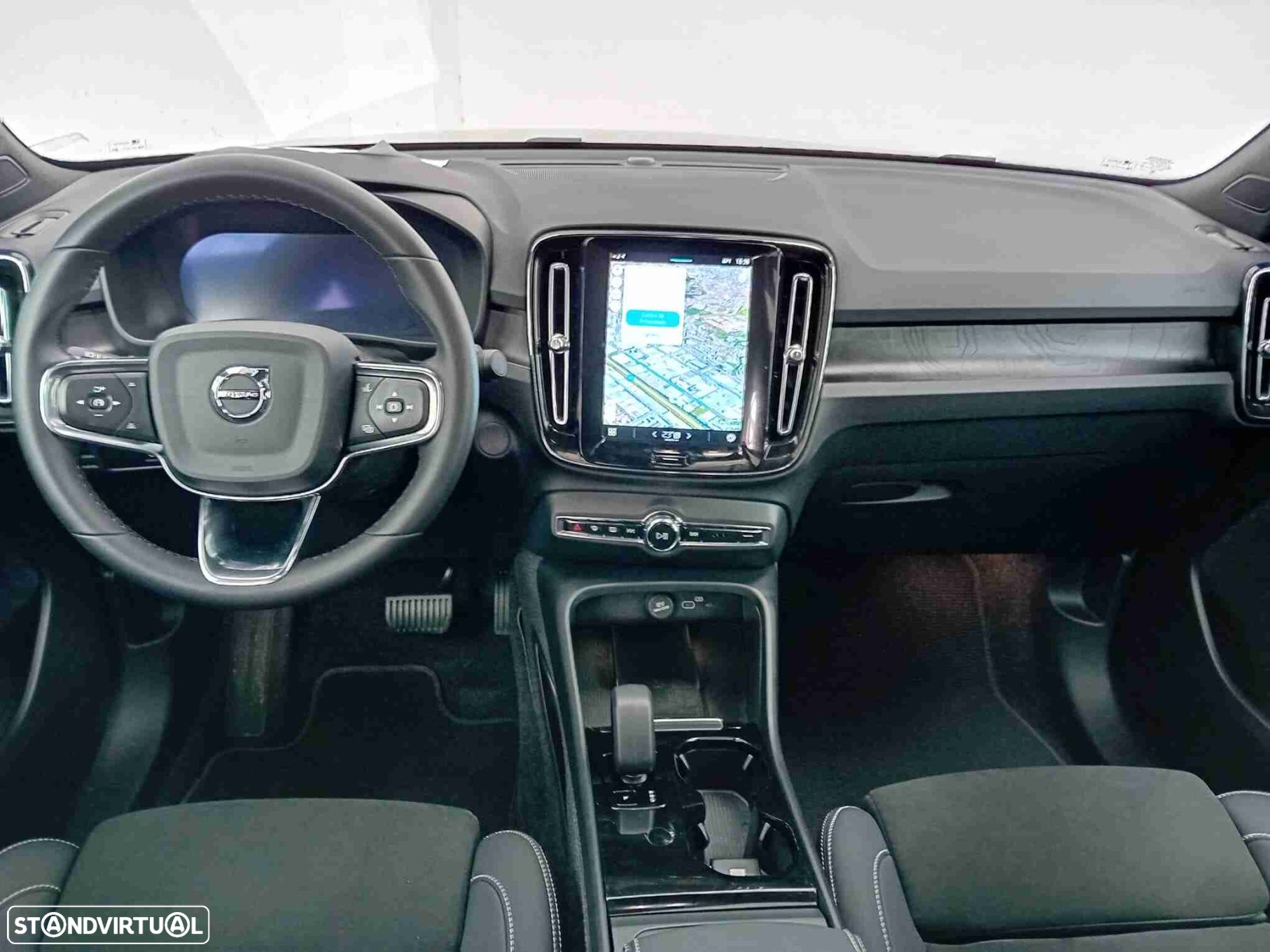 Volvo C40 Recharge Plus - 6
