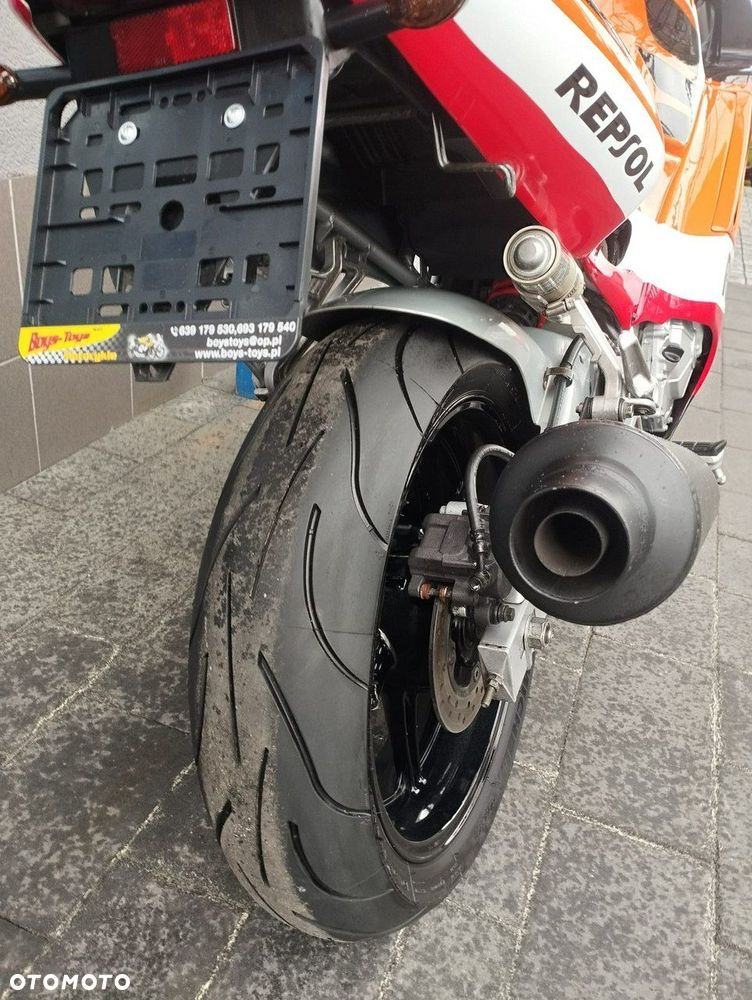 Honda CBR - 4