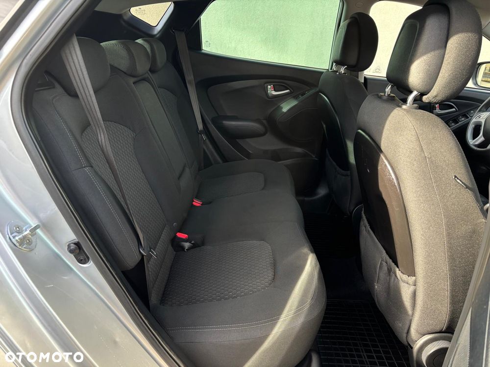 Hyundai ix35 1.7 CRDi 2WD UEFA EURO 2012 Edition - 23
