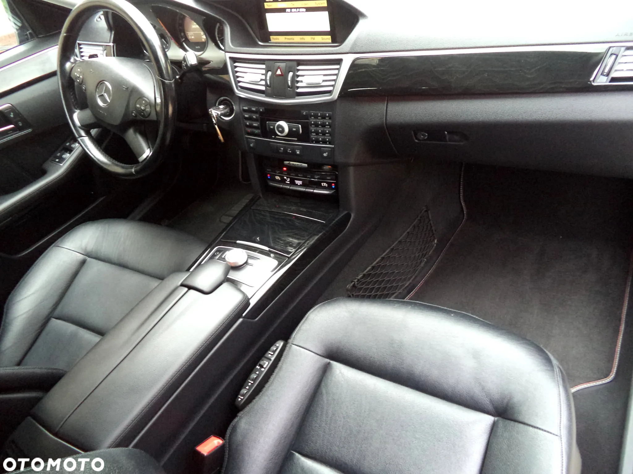 Mercedes-Benz Klasa E 350 T CDI DPF 4Matic BlueEFFICIENCY 7G-TRONIC Avantgarde - 15