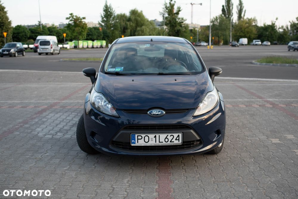 Ford Fiesta 1.4 TDCi Ambiente - 14