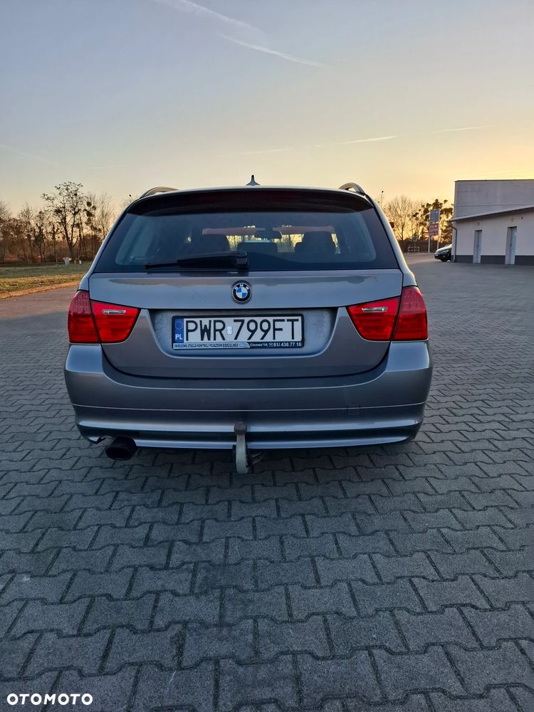 BMW Seria 3 318i Edition Lifestyle - 32