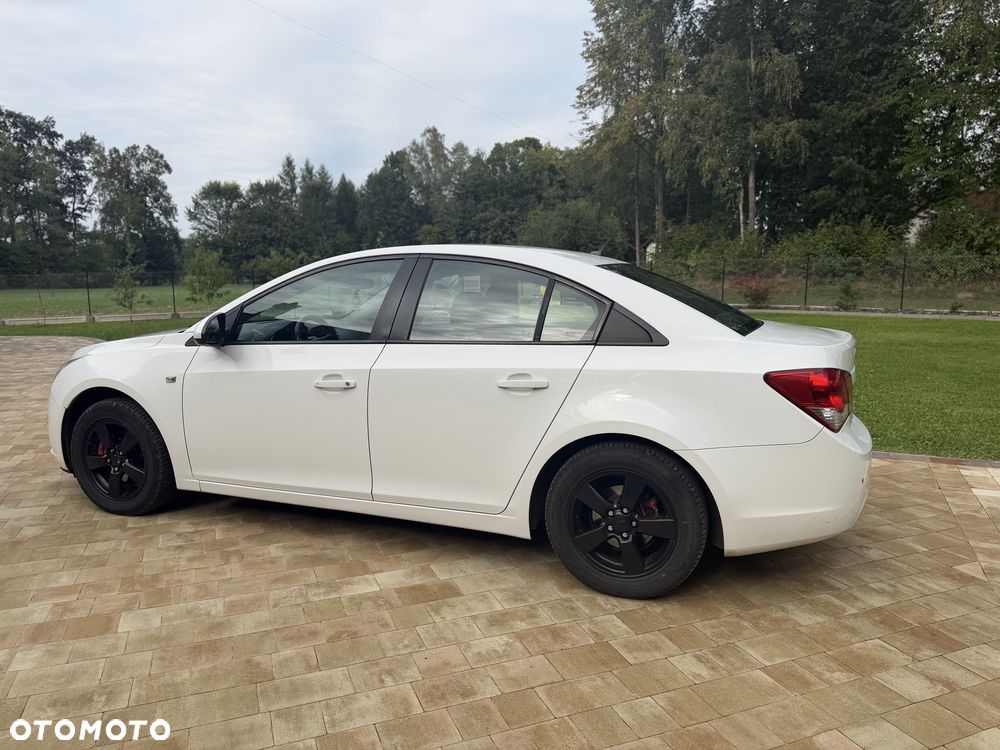 Chevrolet Cruze - 3