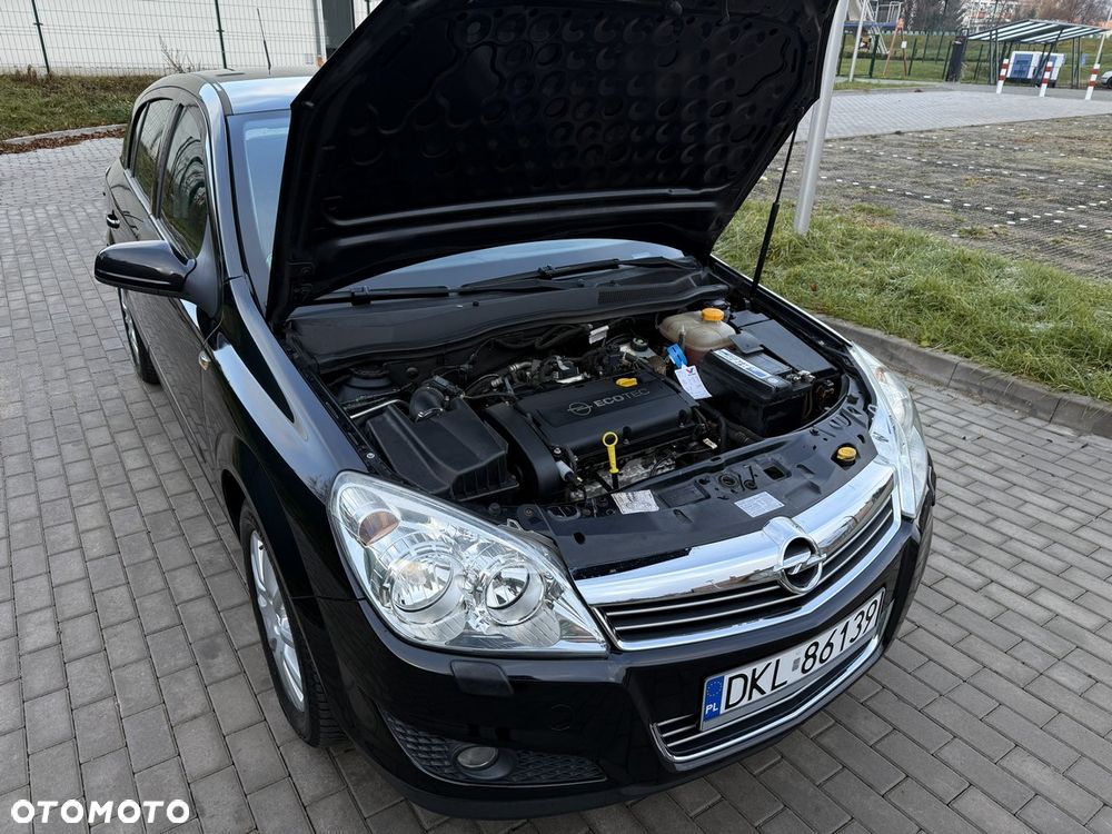 Opel Astra 1.8 Innovation - 15